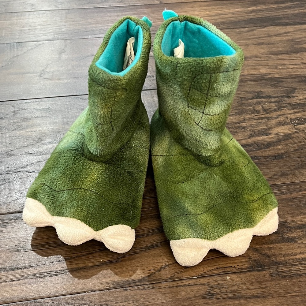 Green Dinosaur Foot Slippers